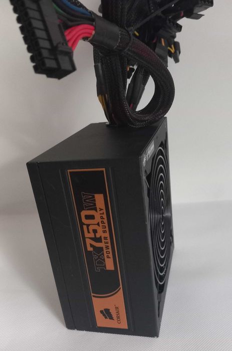 Corsair TX750W Power Supply Unit, 80 PLUS Certified64552901473793123