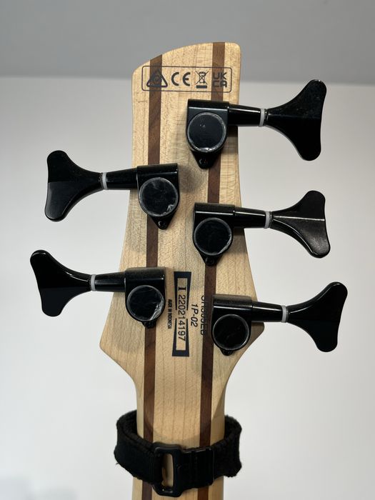Baixo Ibanez SR305EB-WK