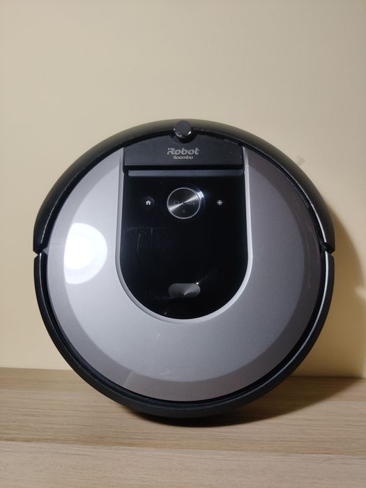 iRobot Roomba i7 Plus