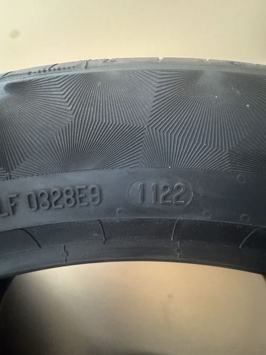 Резина Continental 255/45 r 21