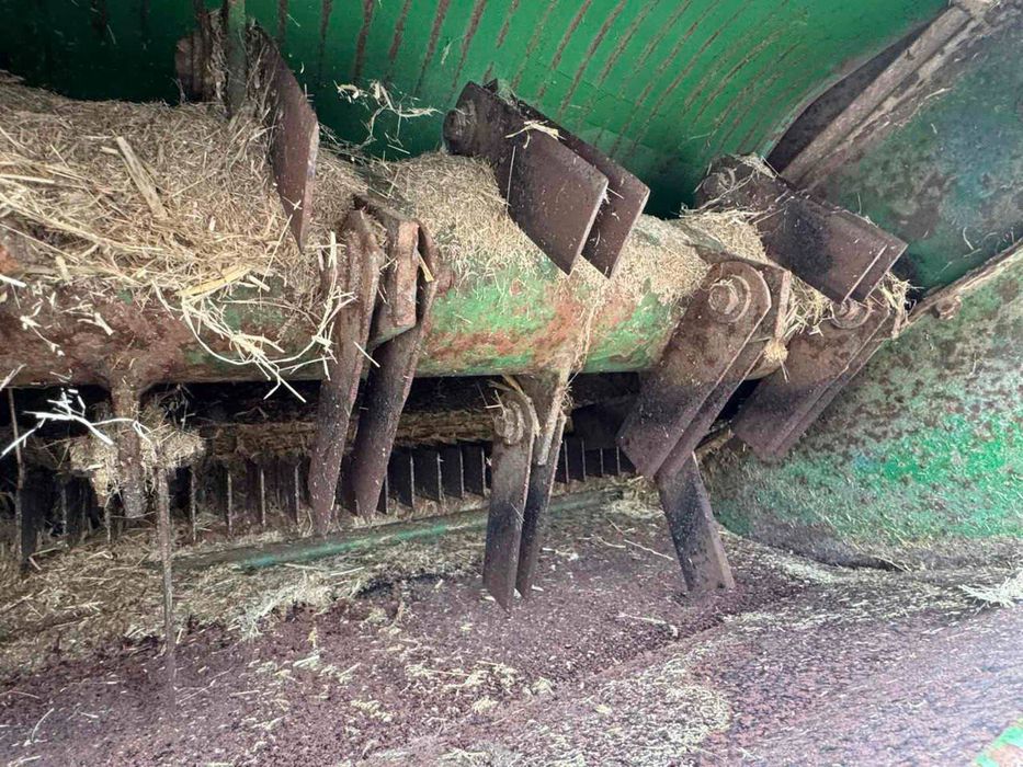 Комбайн свіжопригнаний John Deere 942