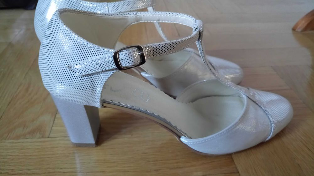 Buty ślubne Casu r.39
