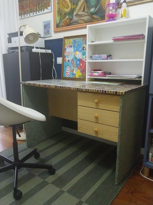Vendo secretária personalizada