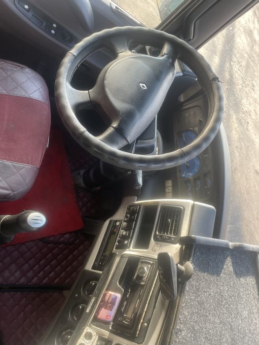 Рено магнум dxi 2005