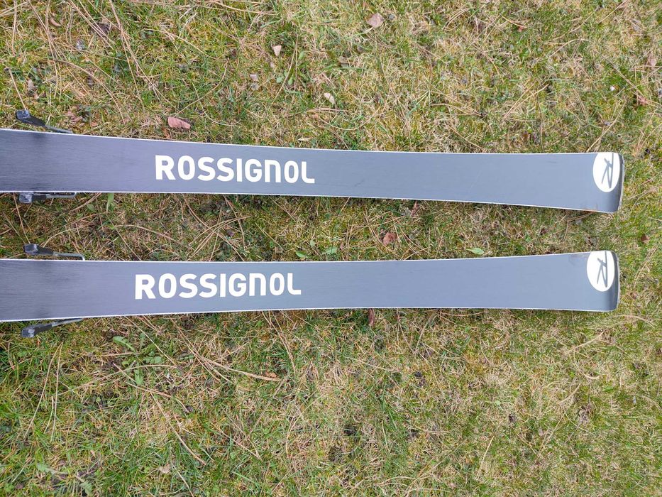 Narty zjazdowe używane