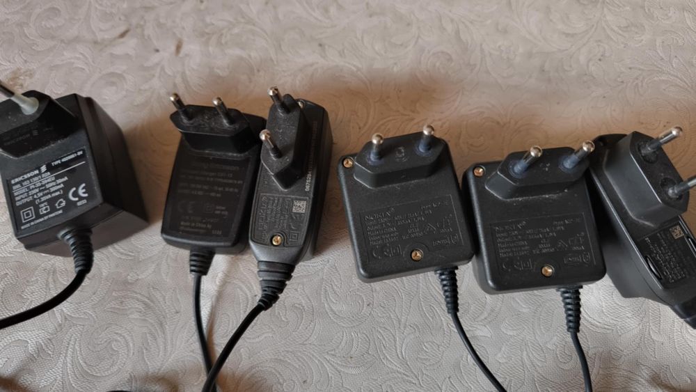 Carregadores telemóvel Nokia, Erikson, Samsung para modelos antigos