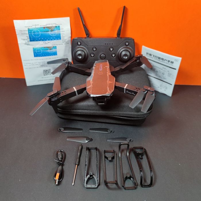 Dron E88 PRO dla początkujących