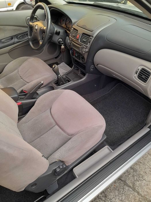 Nissan Almera 1.5 N16 particular