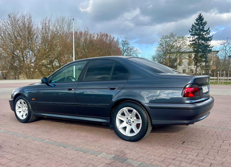BMW 523i 170KM e39