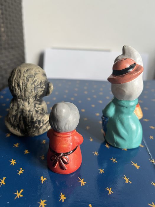 Zestaw figurek ceramicznych