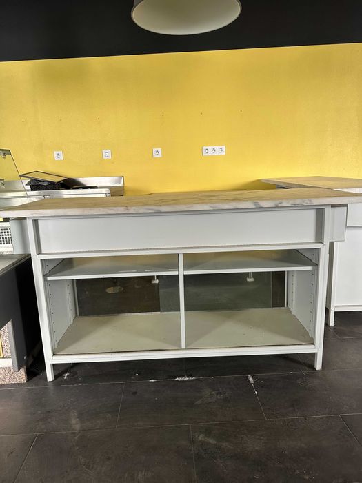 Vitrine de Loja com Tampo em Mármore - 160x60x85cm