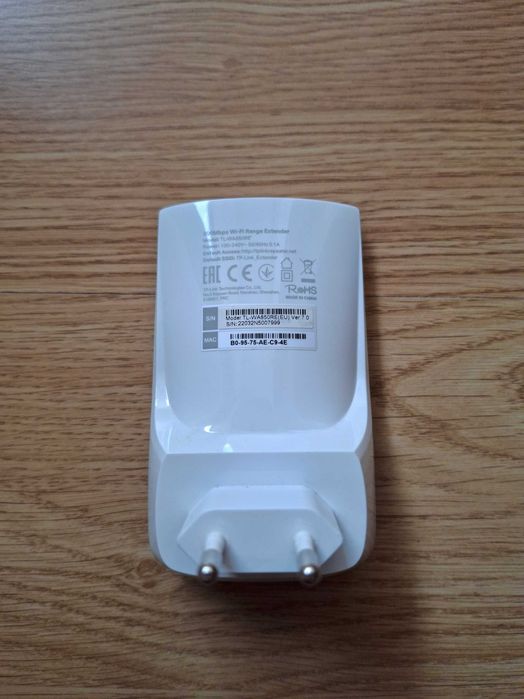 tp-link 300Mbps WI-FI Range Extender