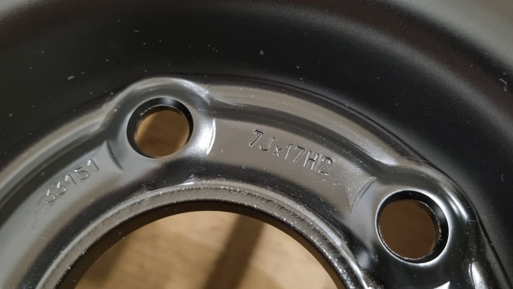 Nowe felgi stalowe 17" Opel Vivaro III 5x108 ET46 Toyota Peugeot