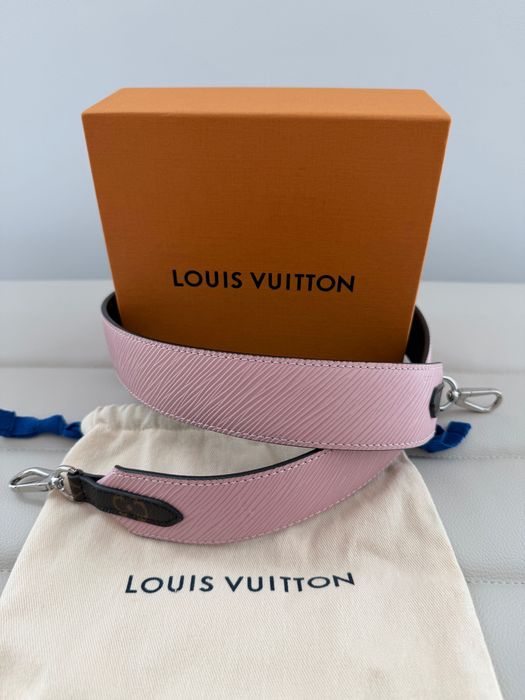 Alça Louis Vuitton Bandoulière Monogram (Ref: J02441 D.Code:BC0159) - Original & Nova