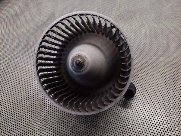 Motor da chauffage / sofagem TOYOTA Corolla Sedan (_E8_)