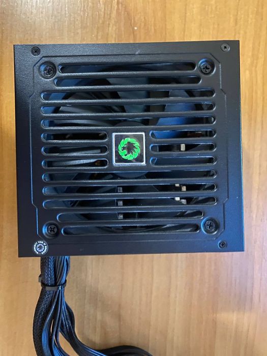 Блок живлення Gamemax GE-600