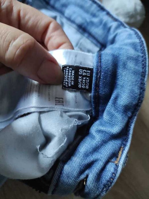 Damskie spodnie jeansowe rozmiar xs