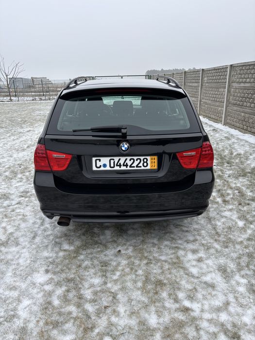 BMW 318i 2009 bezwypadkowy Super Stan Leszno