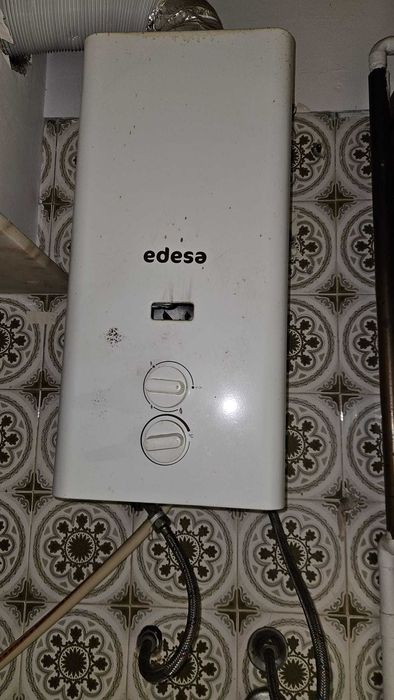 Cozinha completa c/ pedra + esquentador