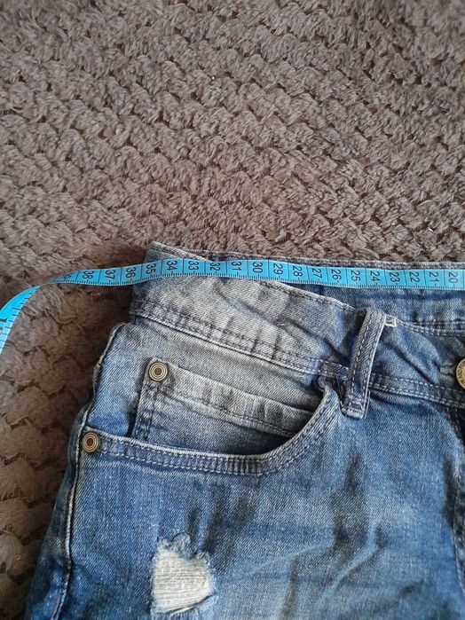 Spodenki szorty z koronką