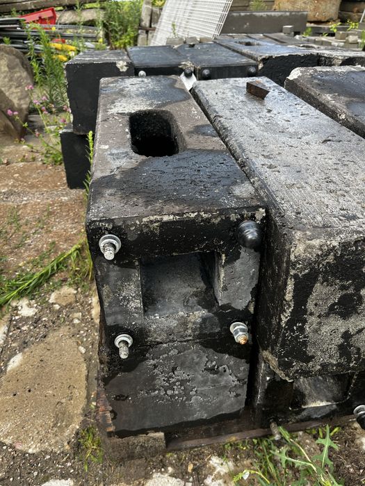 Fundamenty słupów oświetleniowych