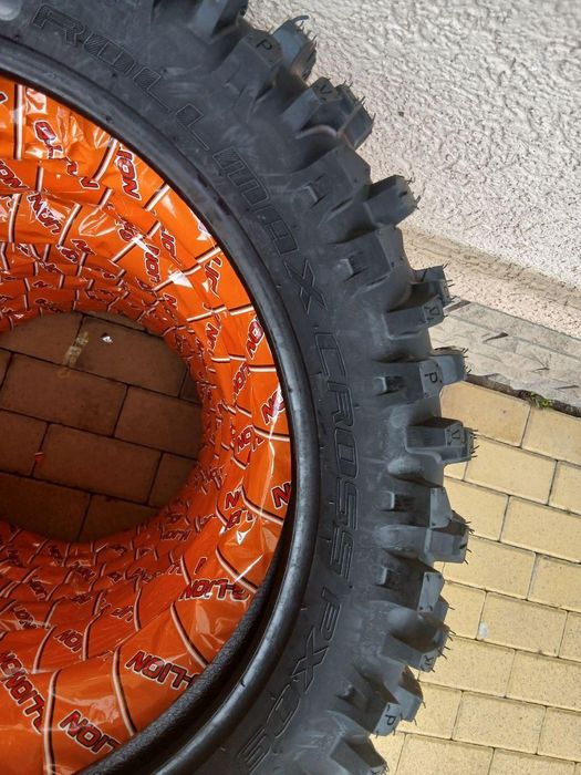 Мото шина 120/100-18 (G-Lion) красная полоска жесткая