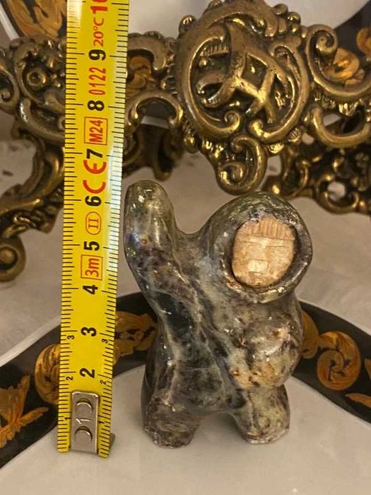 Escultura Inuit Original Ekemo – Pedra-Sabão (Alasca/Canadá)