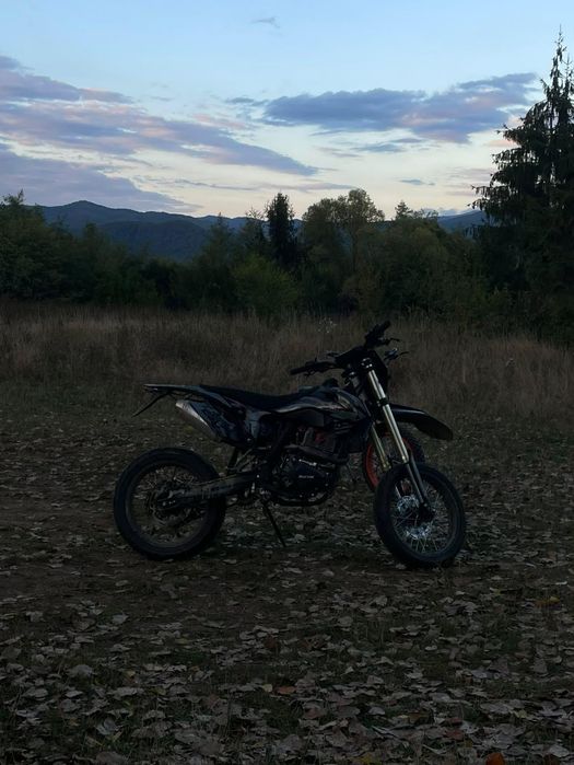 Продам!  Ротор 250  на мотардах