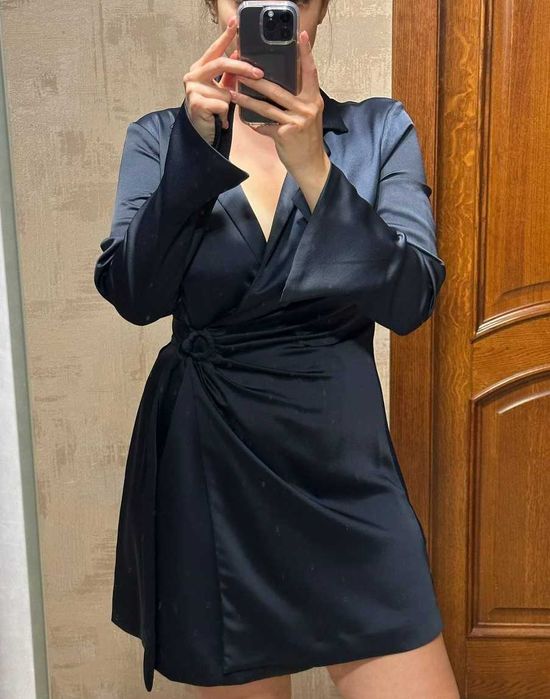 Атласна сукня Mango, нова, L