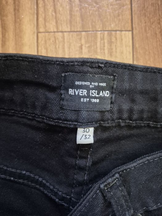 Джинси чоловічі чорні River Island W30/32