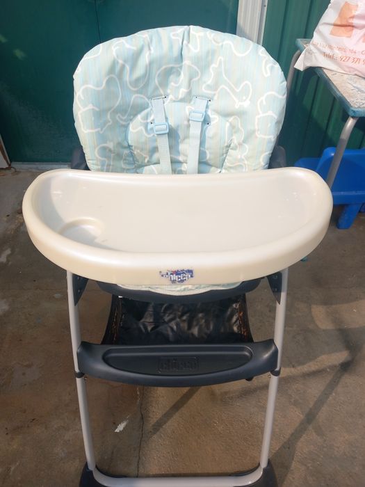 Cadeira de comer  de bebe chicco