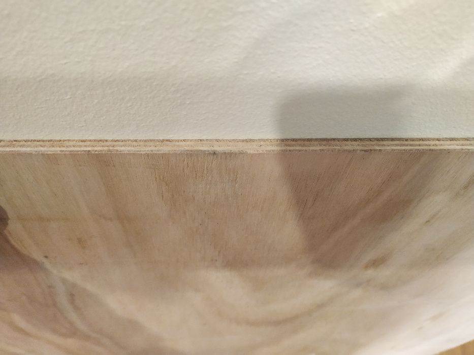 Contraplacado marítimo placas de 1000 x 500 x 6 mm.