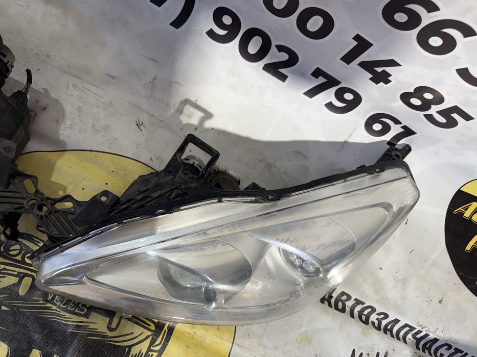 Фара ксенон Пежо 508 sw Bi xenon 2011 передня ліва права