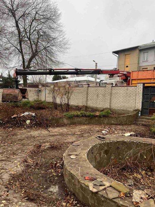 Услуги Погрузчика - Самосвала 6-7 м 30 куб с ковшом на 10 м вылет.!