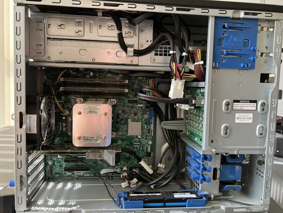 Сервер HPE Proliant ML30 Gen9 LFF