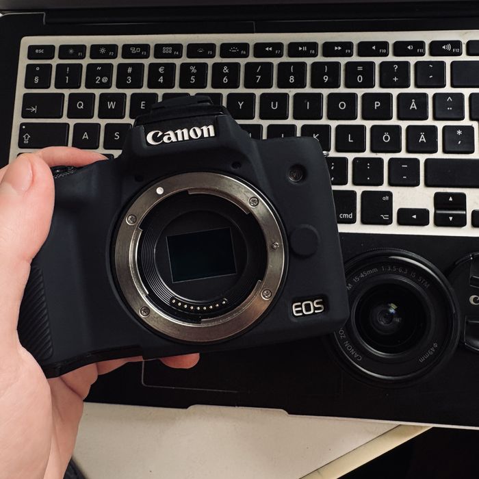 Фотоапарат камера Canon m50