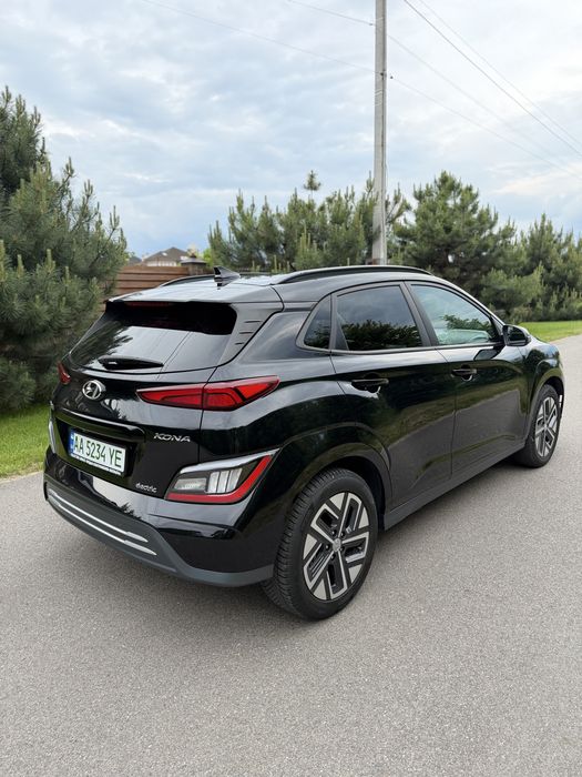 Hyundai Kona Electric 2021 VIN TMAK381HFMJ031875 фото оголошення 3 з 10