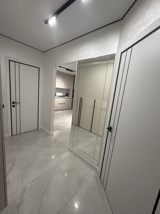 Бізнес- клас квартира в центрі міста “Dream- Park”