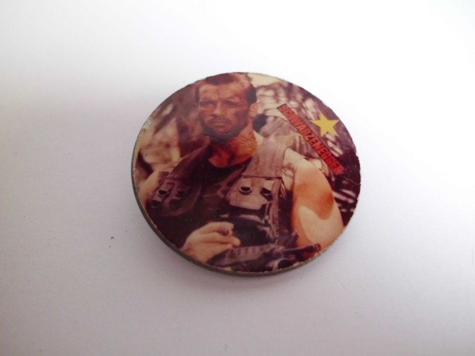 przypinka kolekcja starocie Arnold Schwarzenegger komando commando