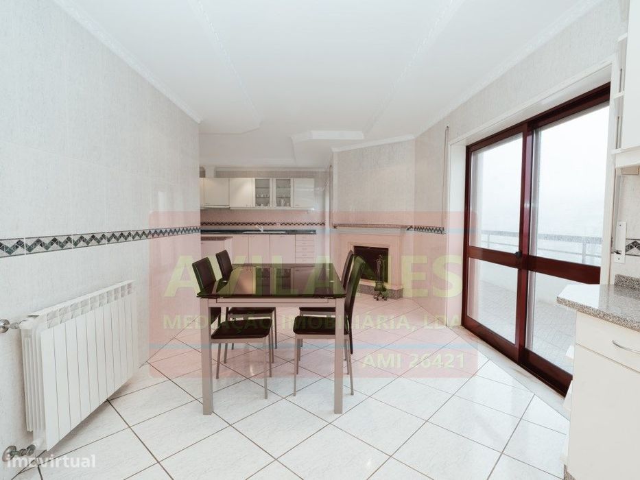 Apartamento T3 Recuado - Lobão