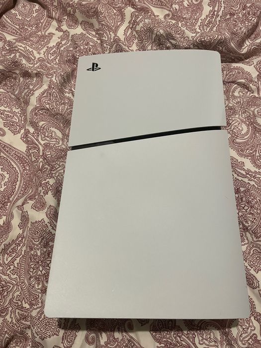 Vendo ps5 1tb c/garantia