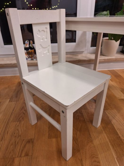 Krzesełko i stolik dziecięcy drewniany