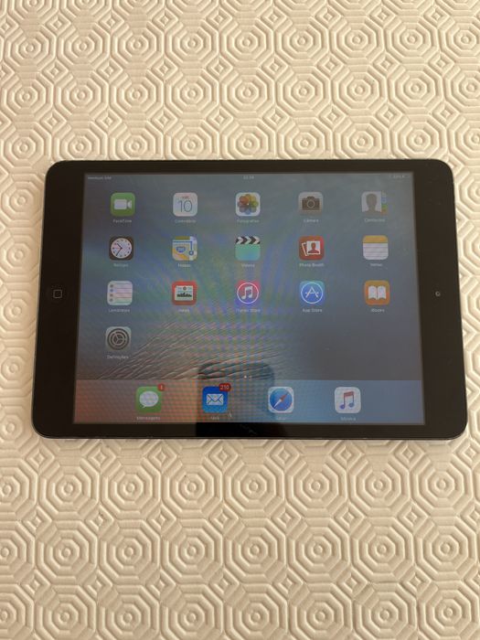 iPad mini 32GB em bom estado