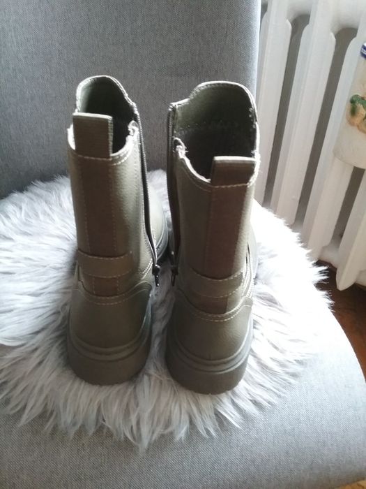 Buty zimowe , w kolorze khaki