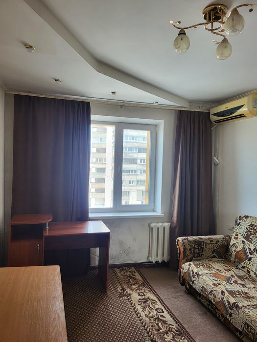 Продам 2 комнаты Слобожанский 106