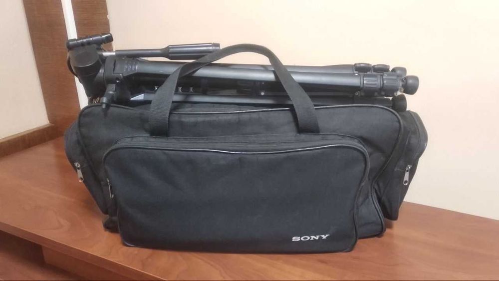 Професійна відеокамера Sony HXR-MC1500. (Повний комплект.)