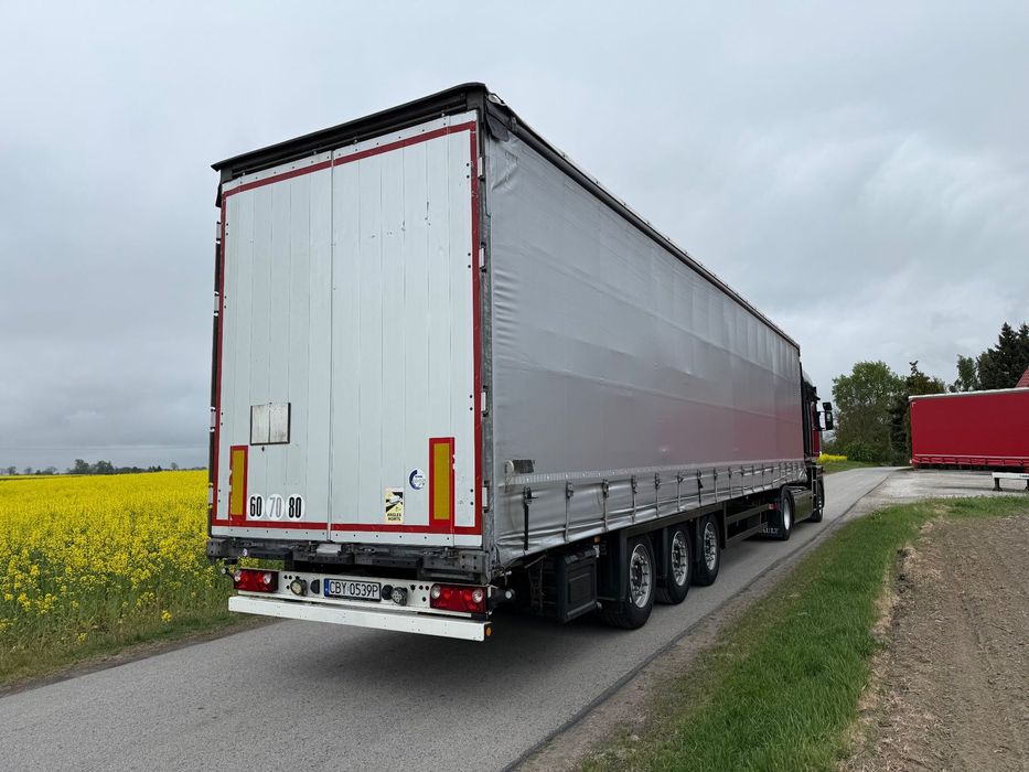 Schmitz Cargobull Varios  Opony 385/55 22.5 Wys. Do 3,05! Podnoszony dach! Stan bardzo dobry!