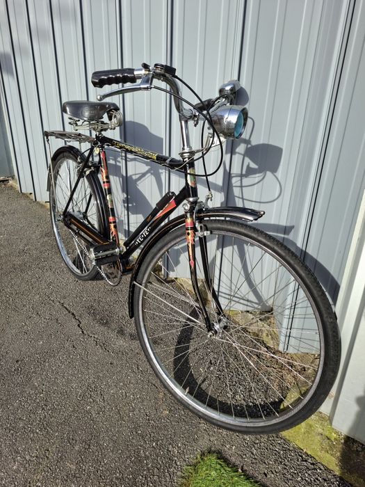 Bicicleta Vintage Clássica "Ye-Ye"