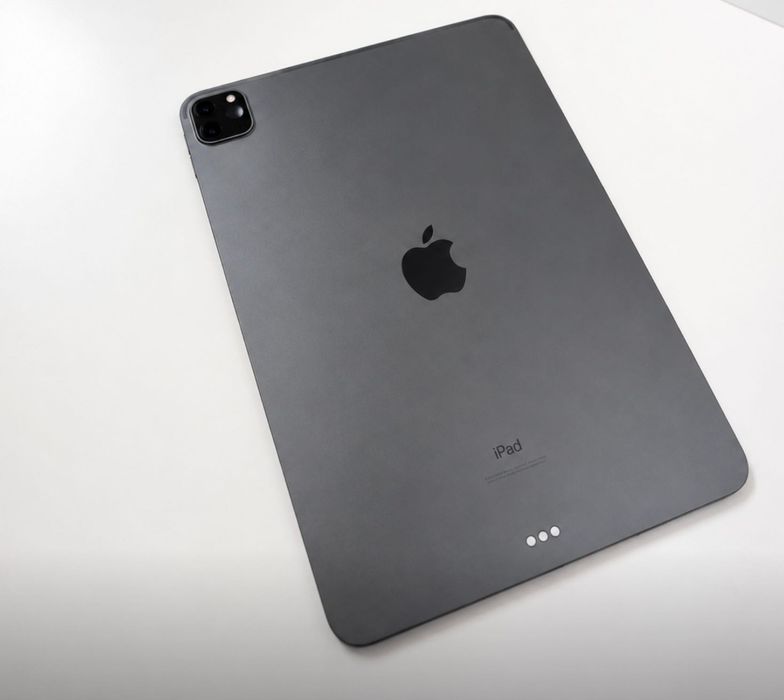 A iPad Pro 11 2 поколение 128 gb