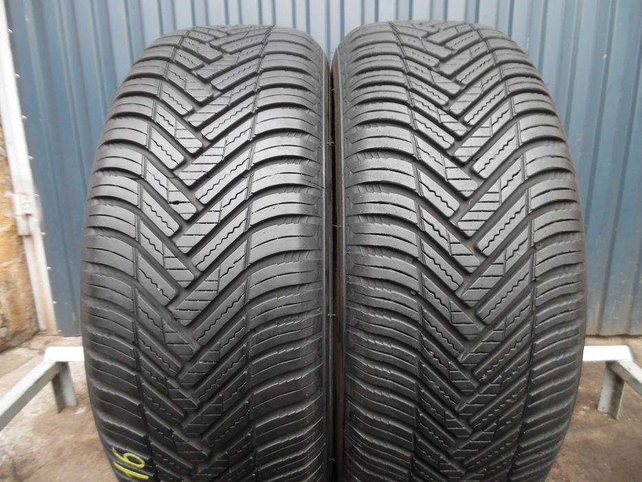 250. Opony WIELOSEZONOWE 205/60/16